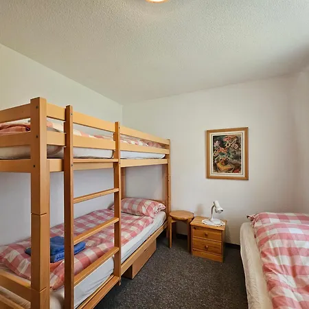 Dominic B1 Apartamento *